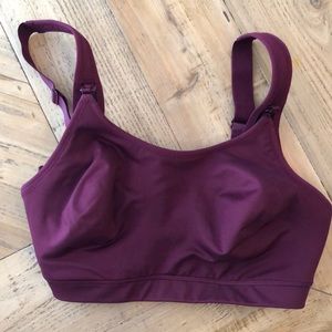 GapFit Maternity Nursing Sports Bra